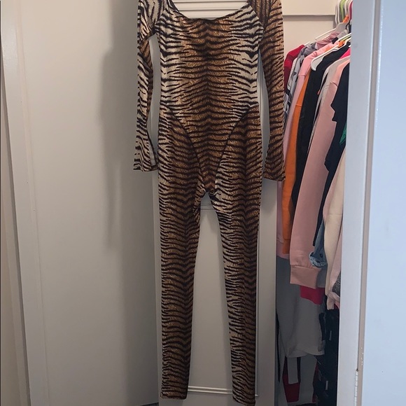 Leopard Jumpsuit - Picture 3 of 4
